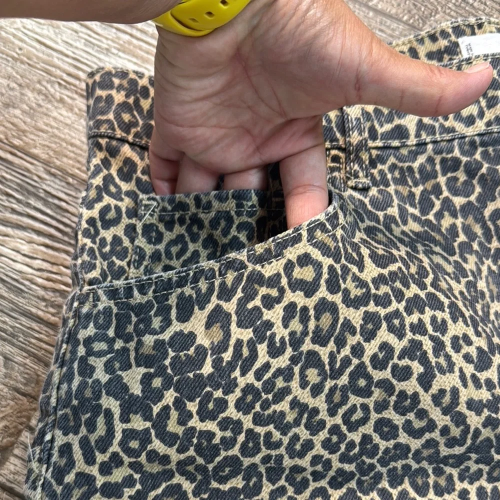 MNG Women's Leopard Print Shorts, Sise - Picture 9 of 9